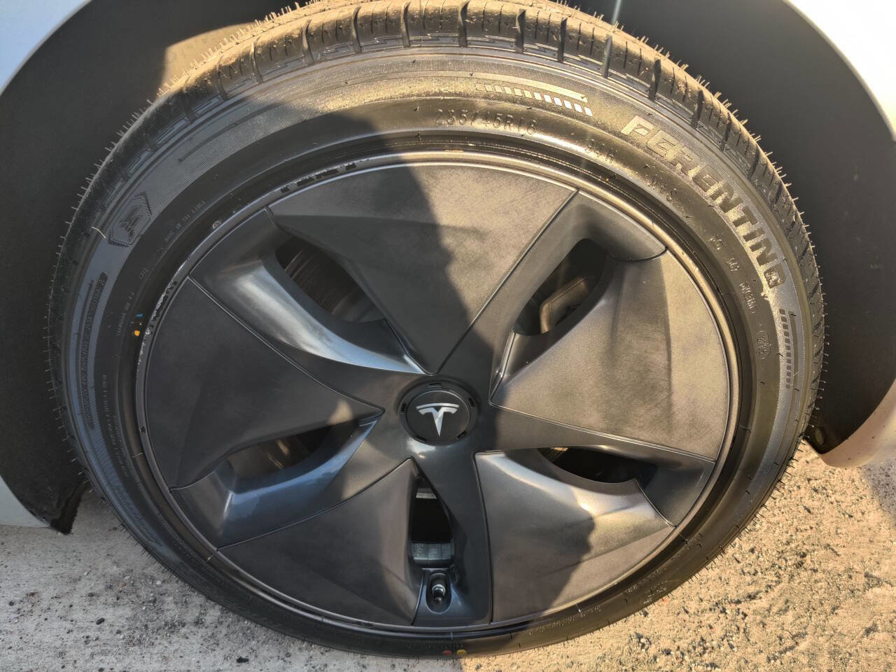Used 2018 Tesla Model 3 Long Range image 19