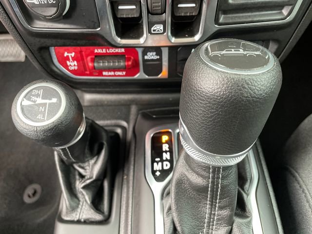 Used 2025 Jeep Gladiator Willys image 35