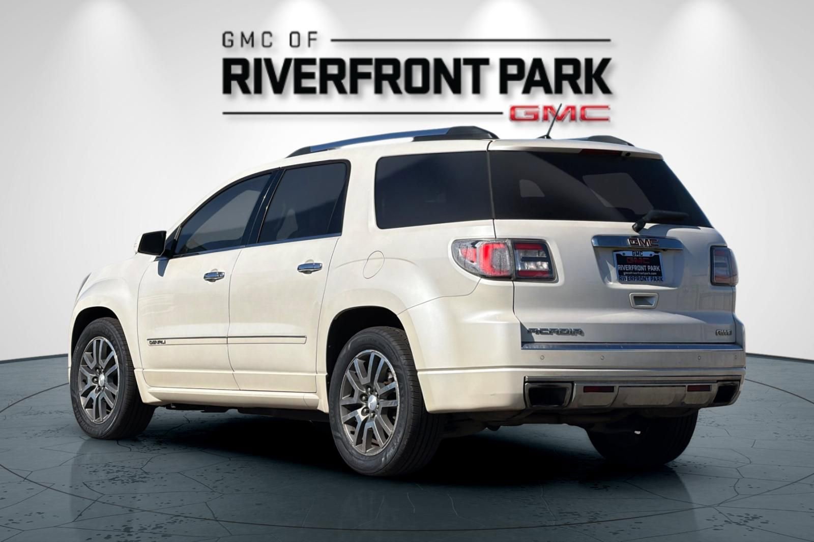 Used 2015 GMC Acadia Denali AWD/4WD image 5