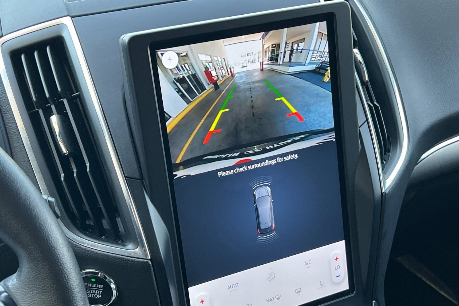 Used 2024 Ford Edge Titanium image 20