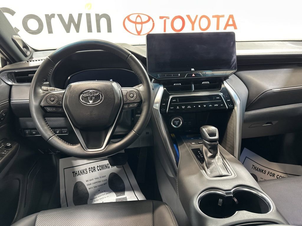 Used 2024 Toyota Venza Limited image 20