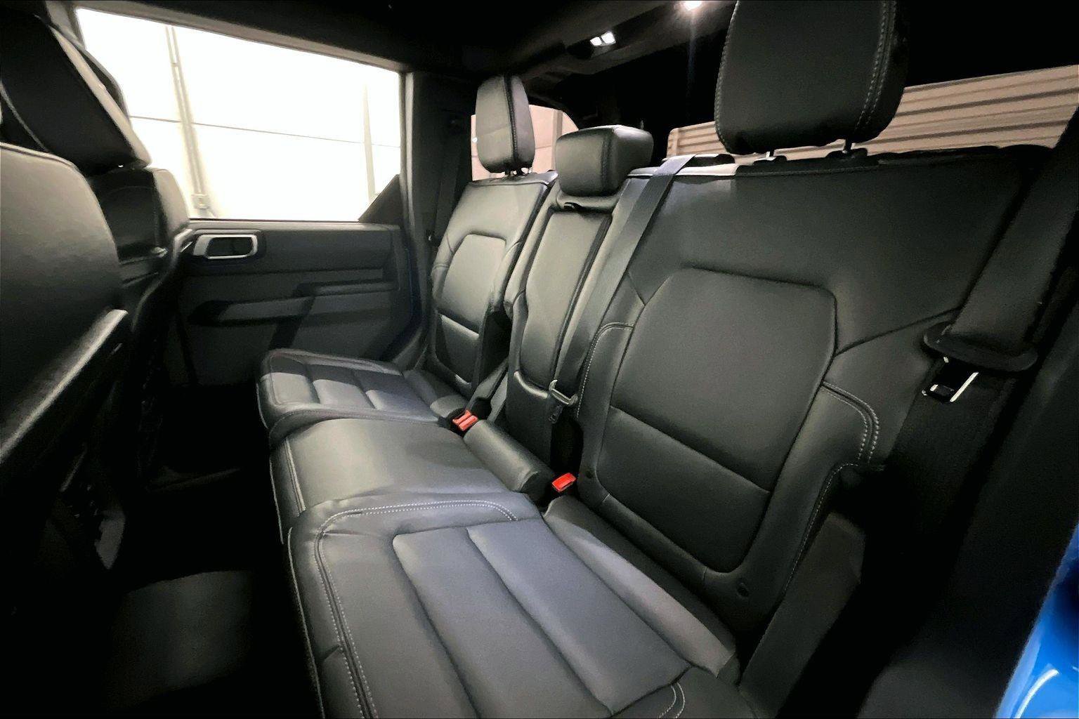 New 2025 Ford Bronco Big Bend w/ Black Diamond Package image 25