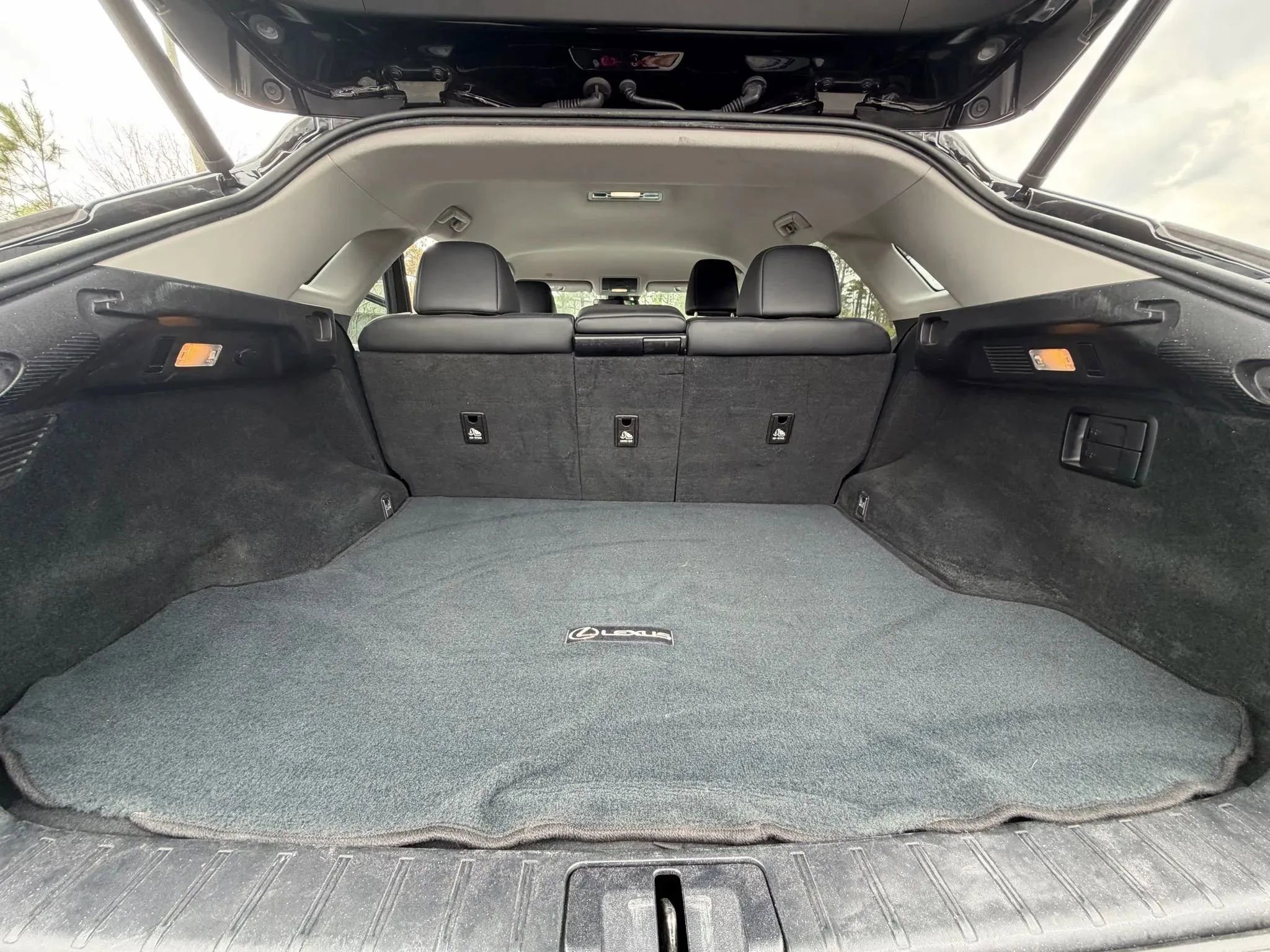 Used 2018 Lexus RX 350 FWD w/ Accessory Package image 32