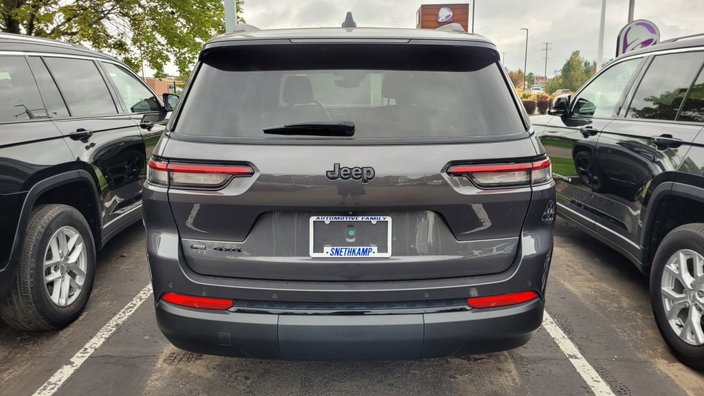 Used 2021 Jeep Grand Cherokee L Laredo image 7