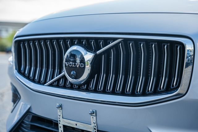 Certified 2023 Volvo S60 B5 Ultimate image 11