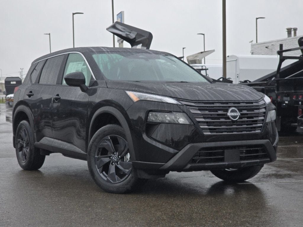New 2026 Nissan Rogue SV w/ Cold Weather Package