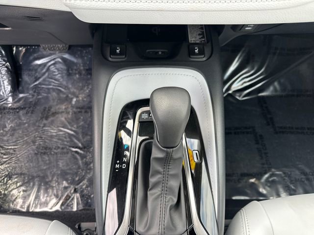 Certified 2025 Toyota Corolla XSE image 40