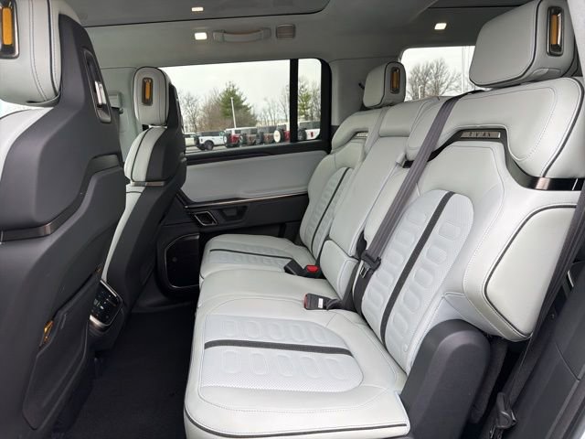 Used 2024 Rivian R1S Adventure image 25