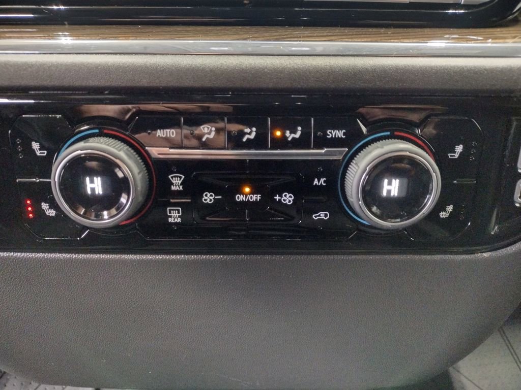 Used 2023 Chevrolet Silverado 1500 LT w/ Protection Package image 38