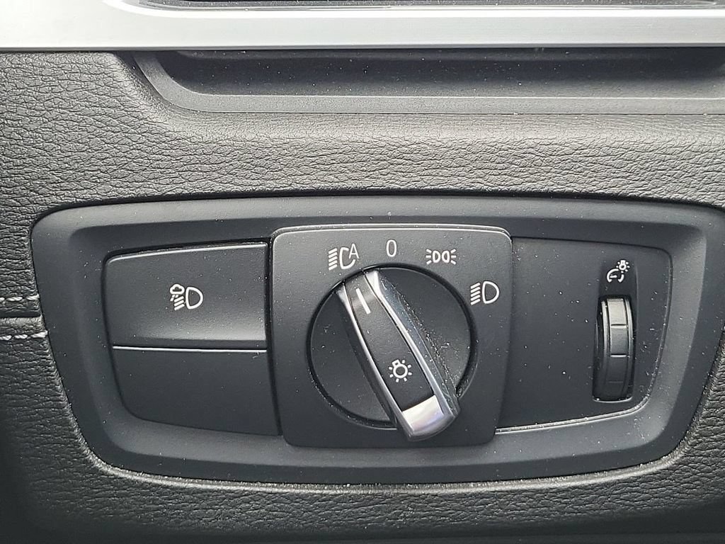 Used 2022 BMW X2 sDrive28i w/ Convenience Package FWD image 24