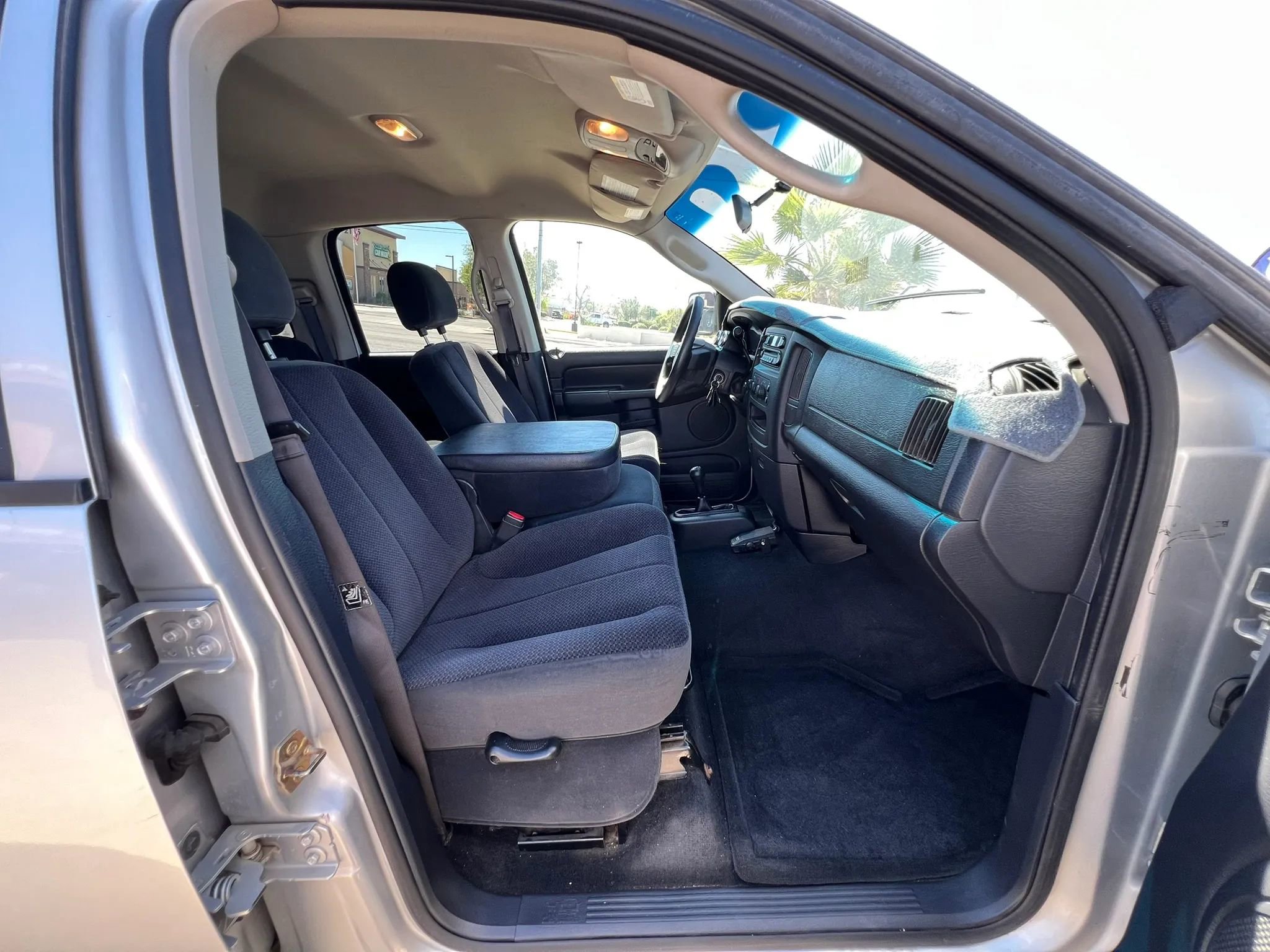 Used 2004 Dodge Ram 3500 Truck SLT w/ Trailer Tow Group AWD/4WD image 23