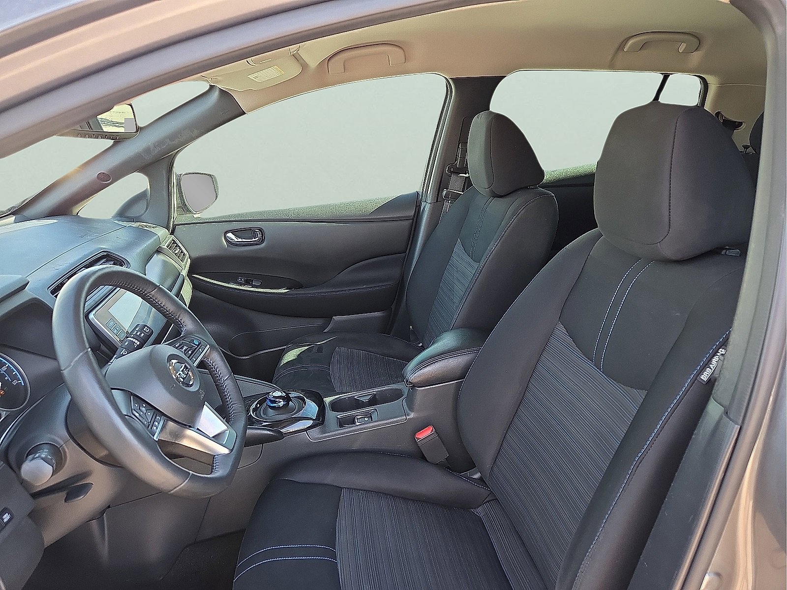 Used 2022 Nissan Leaf SV Plus image 13