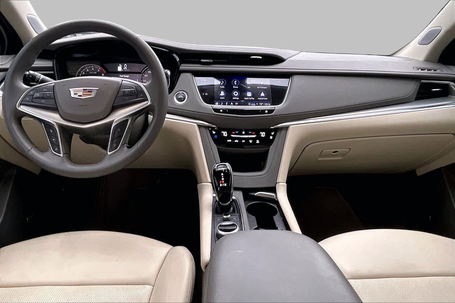 Used 2025 Cadillac XT5 Premium Luxury w/ LPO, Floor Liner Package FWD image 15