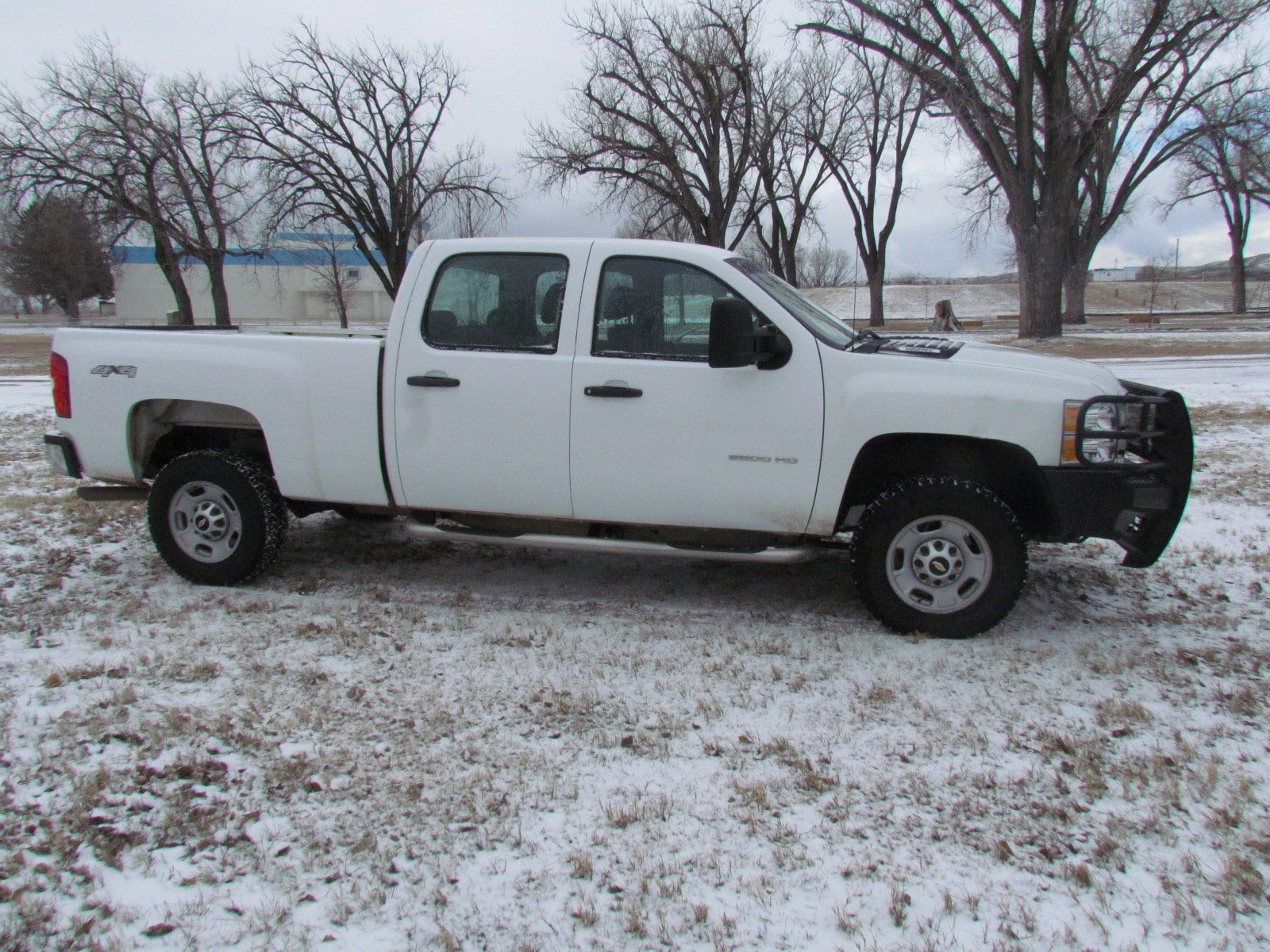 Used 2013 Chevrolet Silverado 2500 W/T AWD/4WD image 4