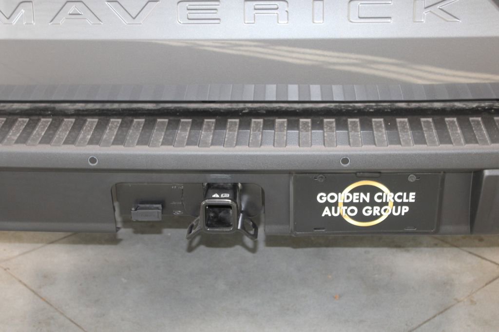 New 2025 Ford Maverick Lariat w/ Black Appearance Package image 13