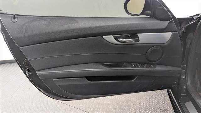 Used 2014 BMW Z4 sDrive35i image 13