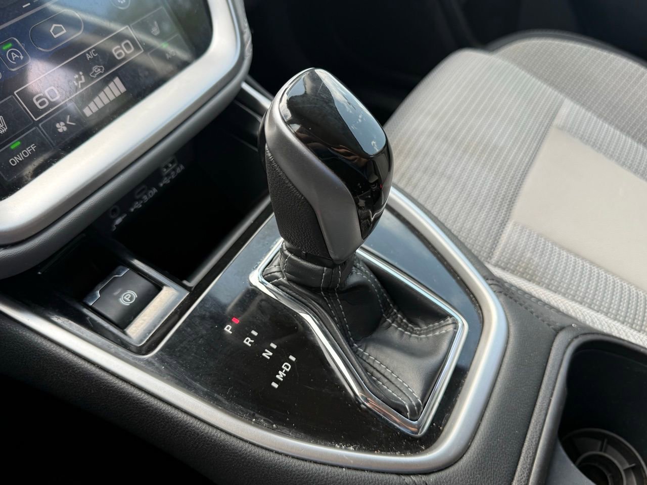 Used 2024 Subaru Outback Premium image 17