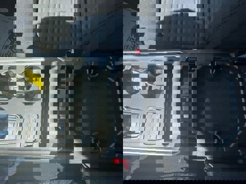 New 2023 Ford Edge SE w/ Black Appearance Package image 18