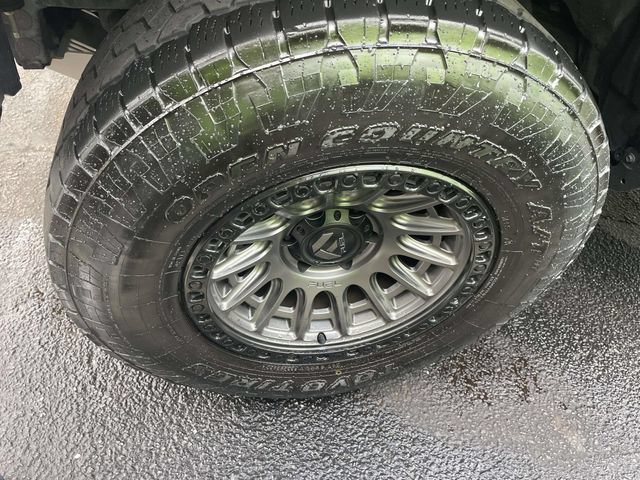 Used 2023 Toyota 4Runner TRD Off-Road Premium w/ Moonroof Package AWD/4WD image 8