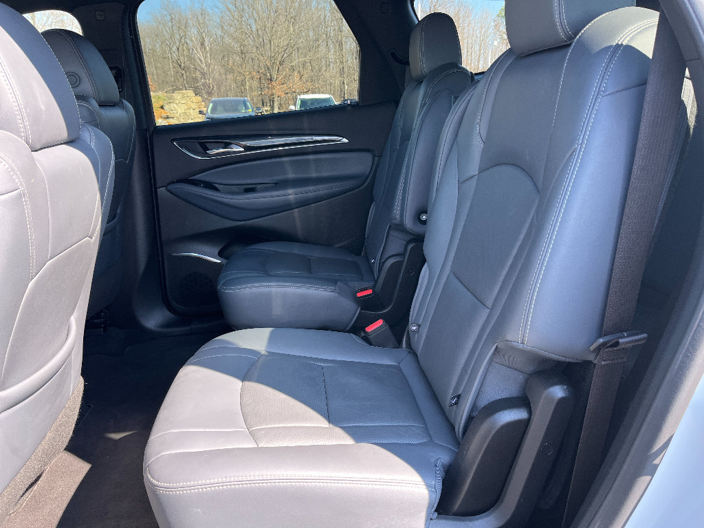 Used 2024 Buick Enclave Premium FWD image 22