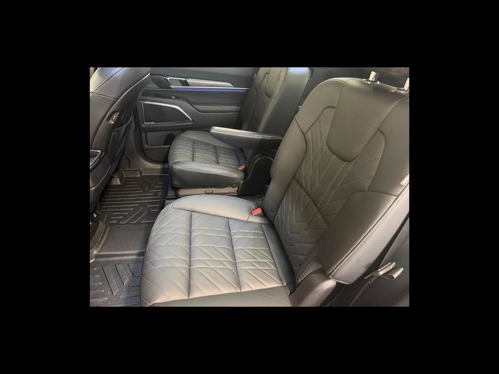 Used 2025 Kia Telluride SX Prestige X-Line AWD/4WD image 17