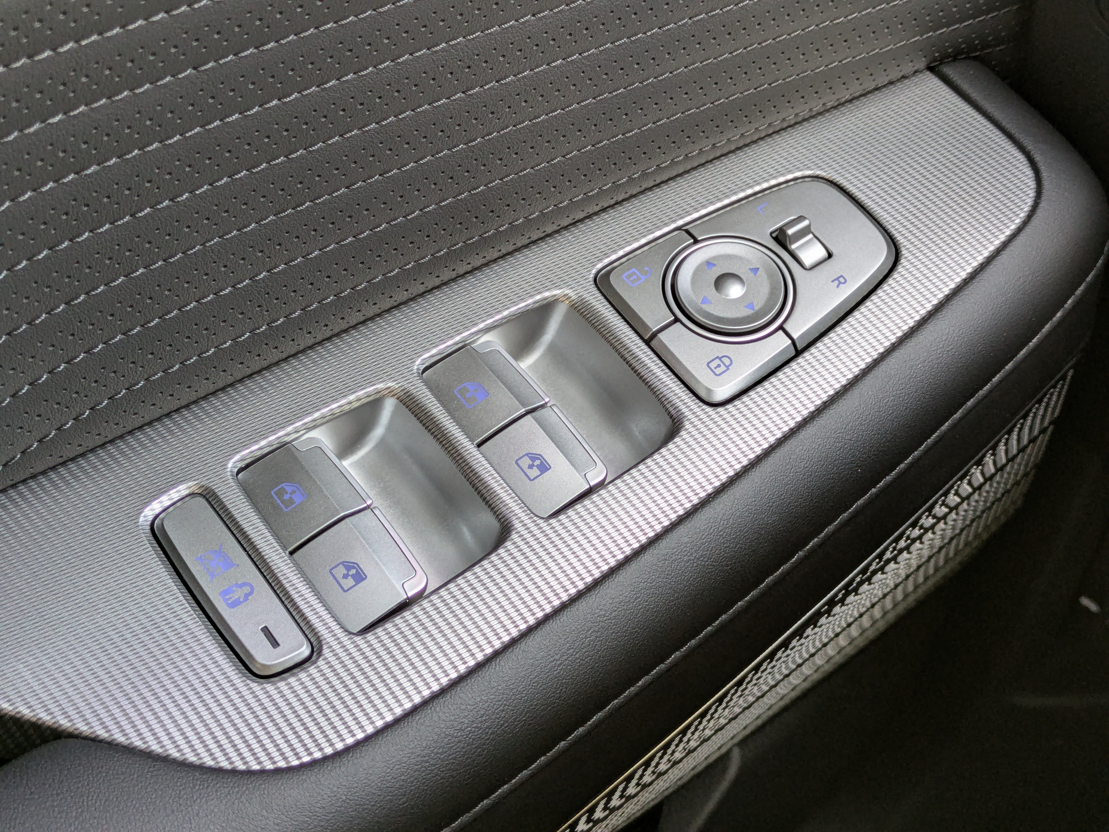Used 2024 Hyundai Palisade Calligraphy FWD image 23
