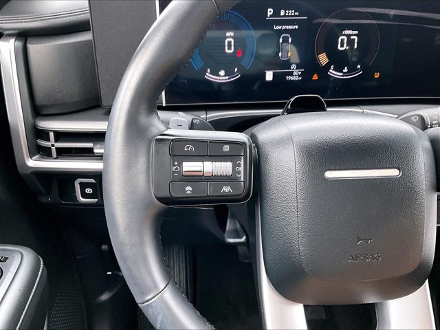 Used 2026 Hyundai Santa Fe SEL FWD image 18