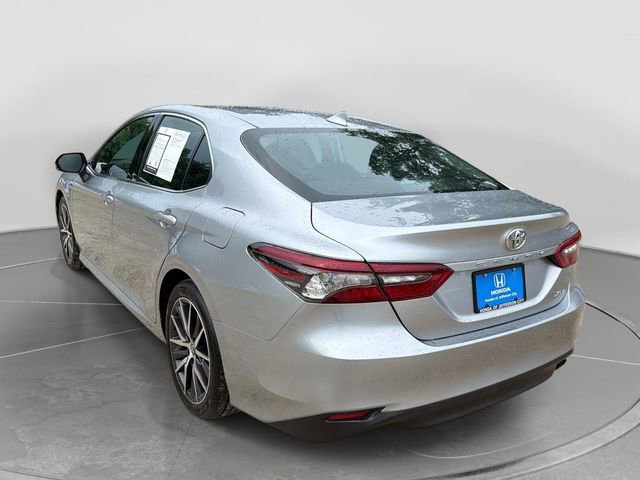 Used 2024 Toyota Camry XLE FWD image 4