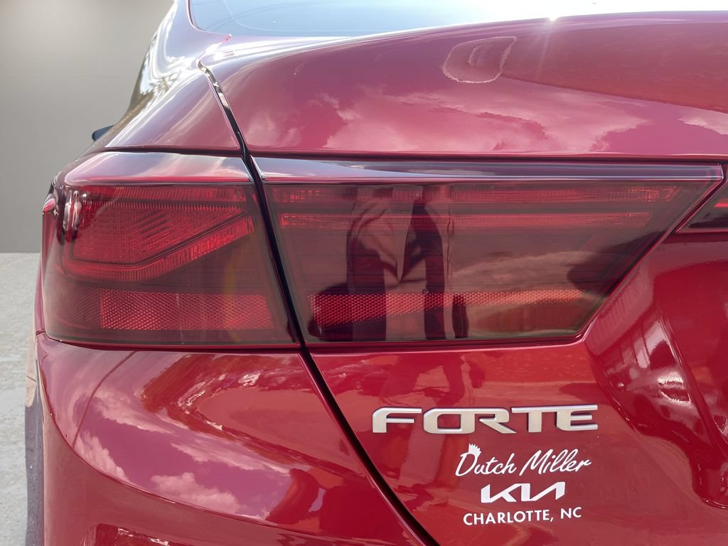 Used 2022 Kia Forte LXS FWD image 34