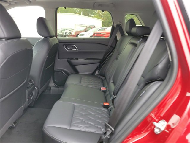 New 2026 Nissan Rogue Platinum image 16