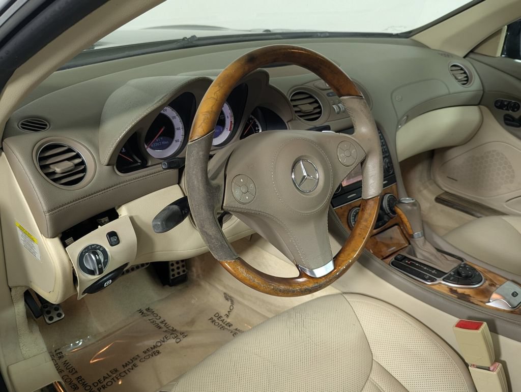 Used 2009 Mercedes-Benz SL 550 image 11