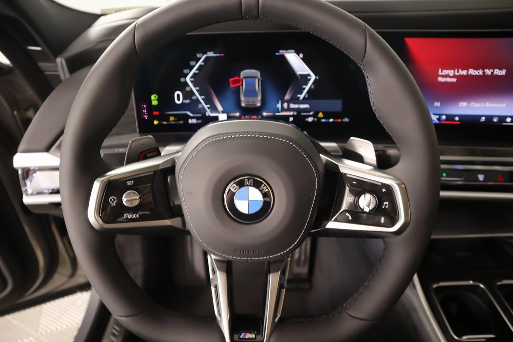New 2025 BMW 760i xDrive image 4