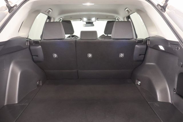 Used 2025 Toyota RAV4 XLE AWD/4WD image 25