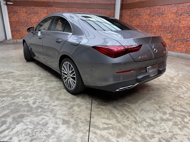 Used 2025 Mercedes-Benz CLA 250 4MATIC image 3