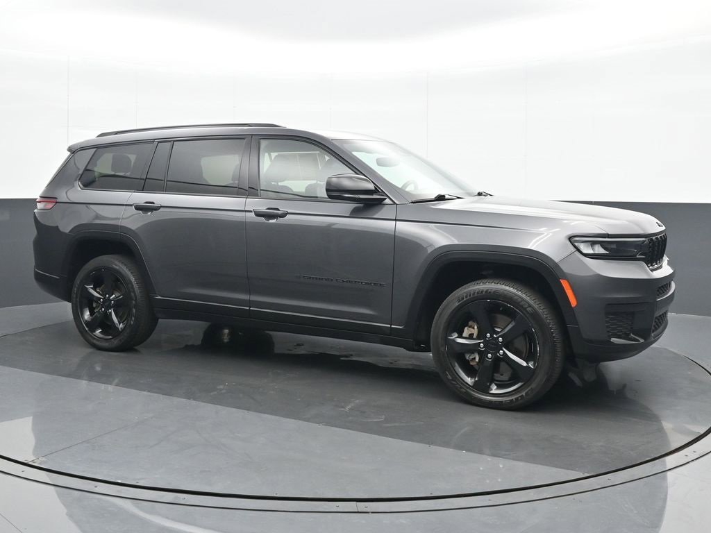 Used 2021 Jeep Grand Cherokee L Laredo image 8