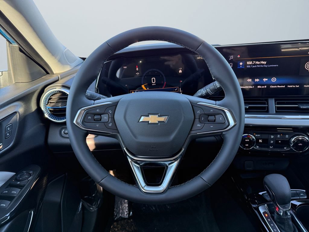 New 2026 Chevrolet Trax LT w/ Sunroof Package image 12