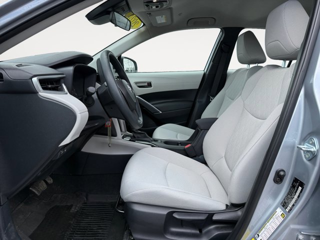 Used 2024 Toyota Corolla Cross L image 11