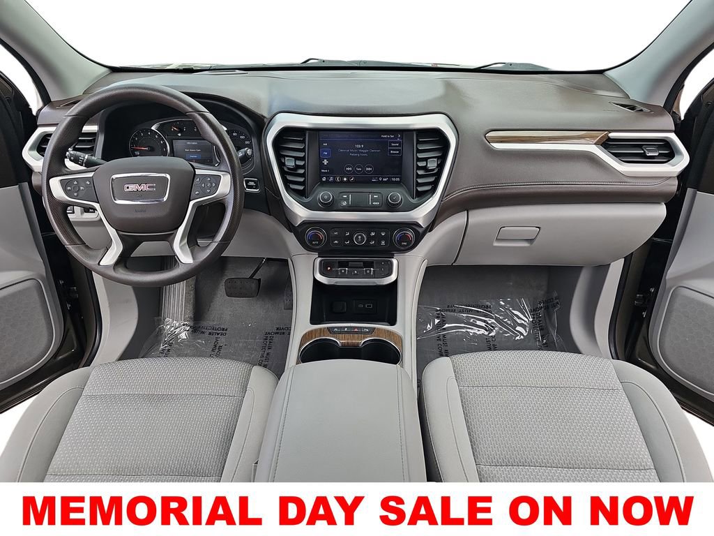 Used 2023 GMC Acadia SLE w/ Driver Convenience Package AWD/4WD image 9