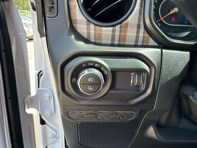 New 2026 Jeep Gladiator Sport AWD/4WD image 23