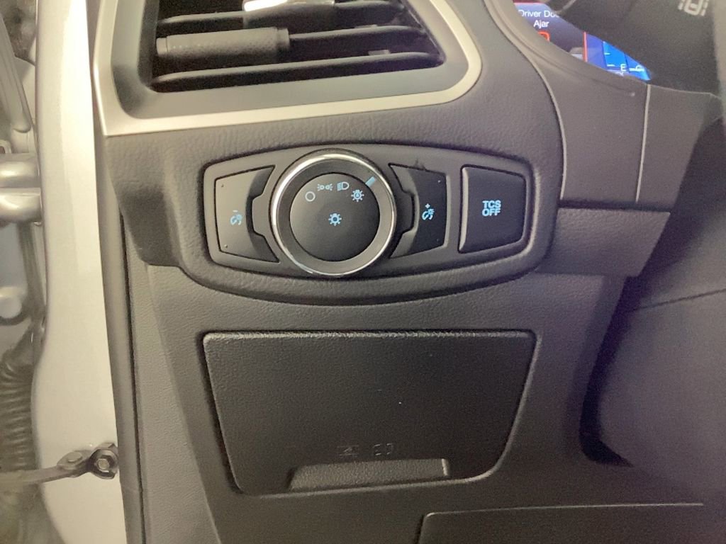 Used 2024 Ford Edge SEL image 24