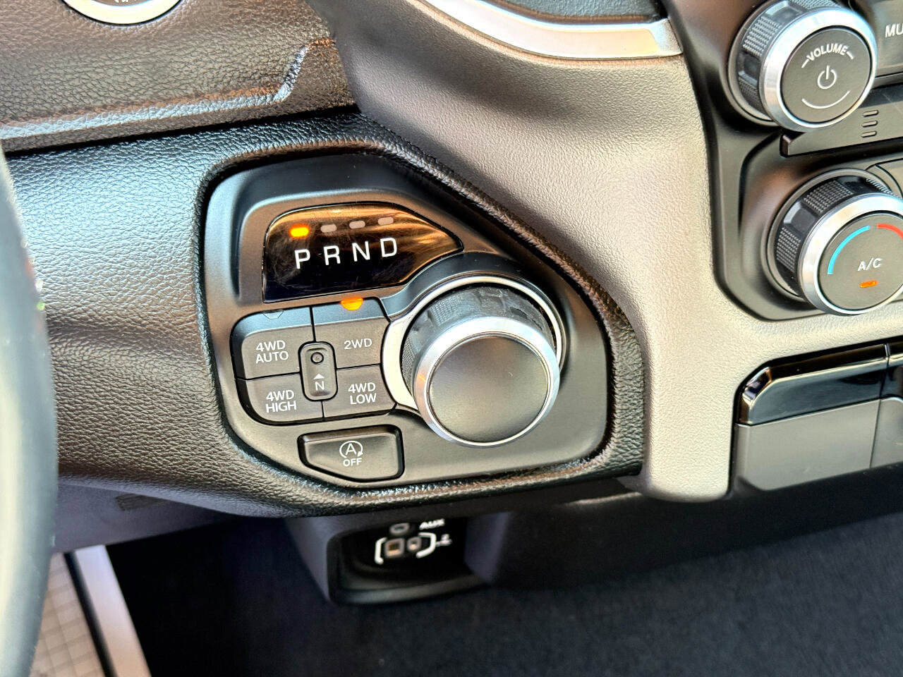 Used 2019 RAM 1500 Big Horn image 21