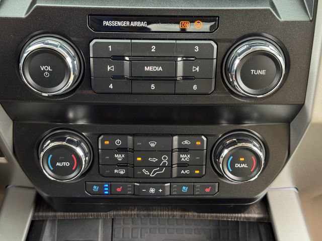 Used 2021 Ford F450 Lariat w/ Lariat Ultimate Package AWD/4WD image 18