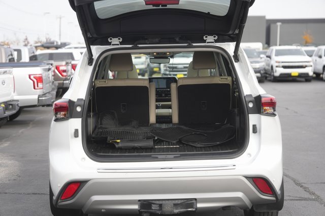 Used 2022 Toyota Highlander Platinum image 31