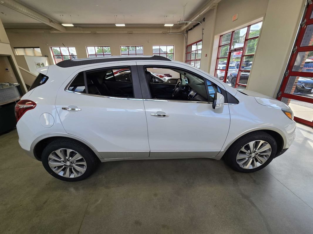 Used 2017 Buick Encore Preferred FWD image 7