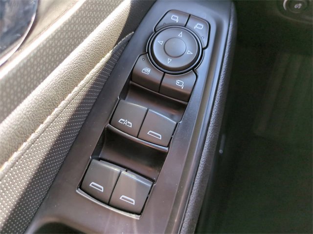 Used 2023 Chevrolet Traverse Premier image 30