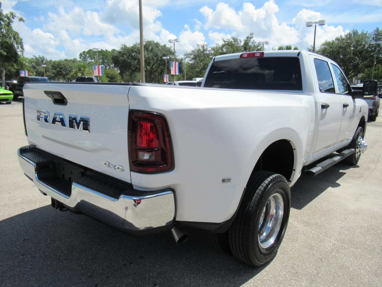 Certified 2026 RAM 3500 Tradesman w/ Chrome Appearance Group AWD/4WD image 7