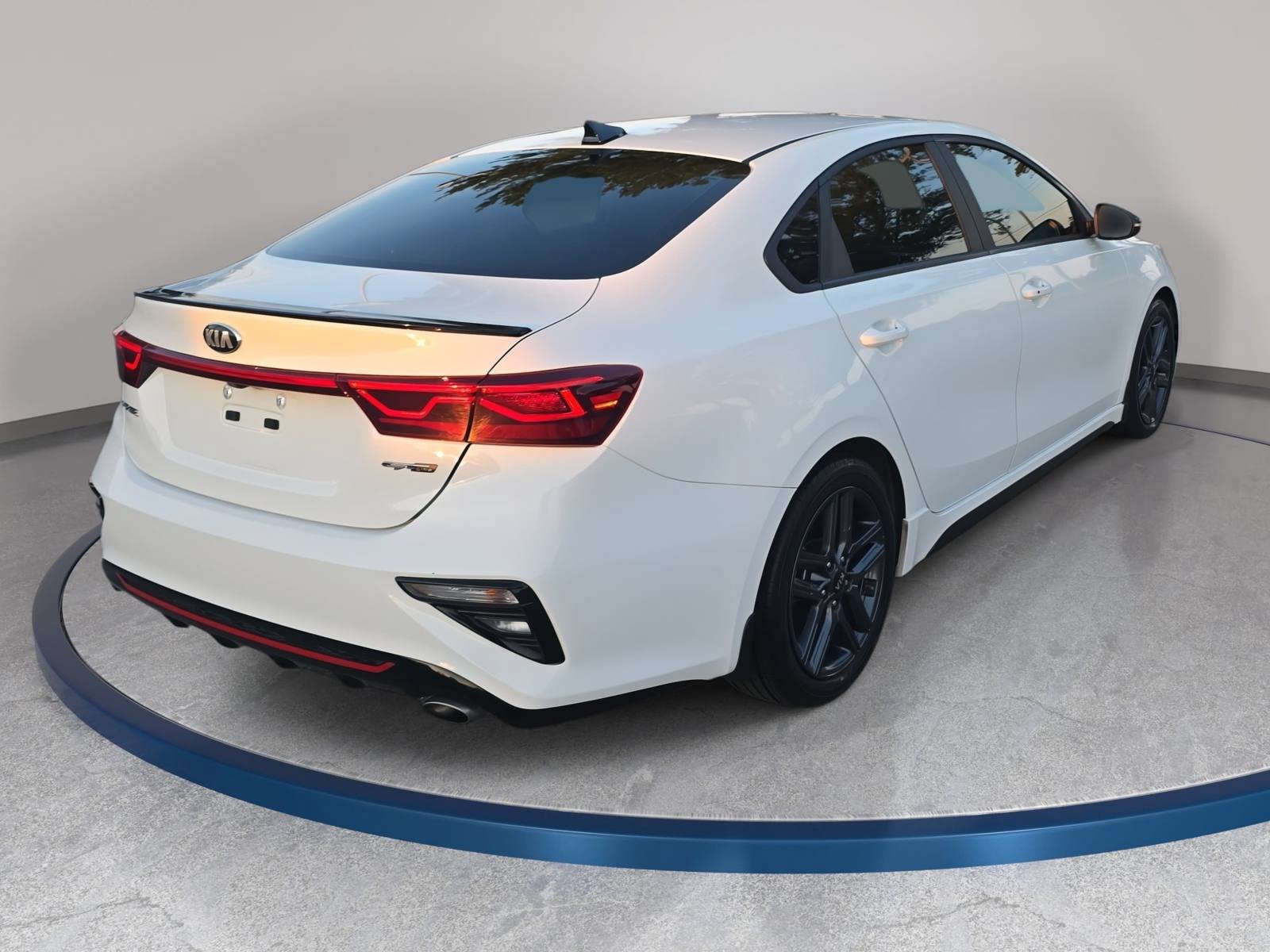 Used 2020 Kia Forte GT-Line w/ GT-Line Premium Package FWD image 5