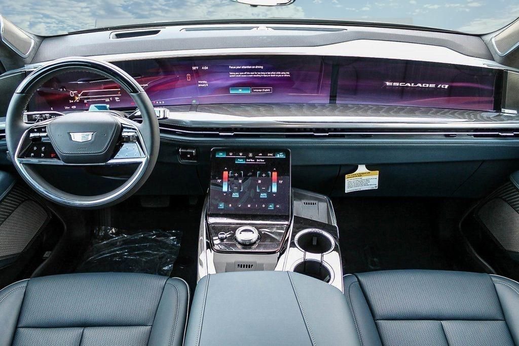 Used 2025 Cadillac Escalade IQ Sport 2 image 13