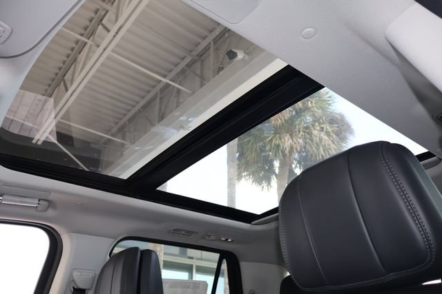 New 2025 Lincoln Navigator L Reserve AWD/4WD image 29
