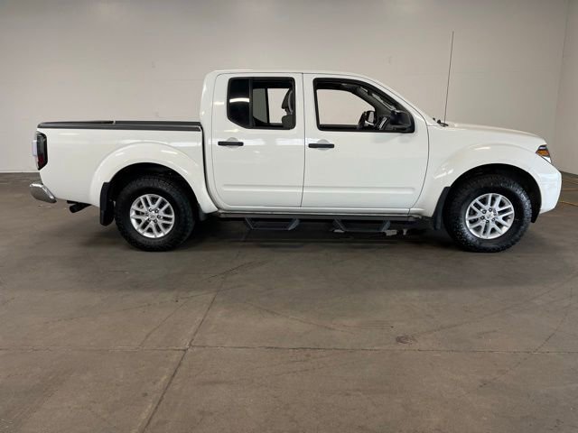 Used 2019 Nissan Frontier SV AWD/4WD image 2